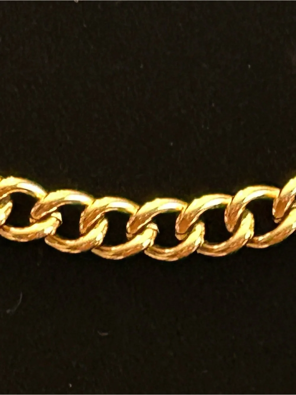 Gold Chain Toggle Bracelet with Sunburst Pendant 9” Inches in Length NWOT